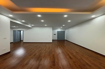 Bán căn hộ 3 phòng ngủ tại Resco Cổ Nhuế: 5.5 tỷ, full nội thất, tiện ích vượt trội