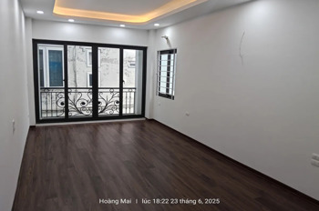 NHÀ Nguyễn Chính, Tân Mai 5 Tầng, 36m2, 7.68 Tỷ - Xem Là Mê!