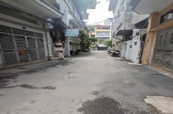 Bán nhà 5 tầng Lĩnh Nam 30m2, giá 5 tỷ, 20m ô tô - Vị trí đẹp, thoáng mát