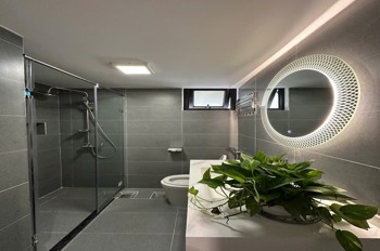 Bán nhà Trương Định giá 7.35 tỷ - Ô tô đỗ cổng, mặt tiền rộng, pháp lý rõ ràng