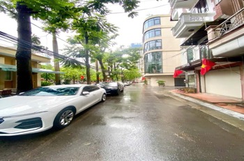 Bán nhà kinh doanh 6 tầng, thang máy, mặt tiền 3.7m, Khuất Duy Tiến, 22 tỷ