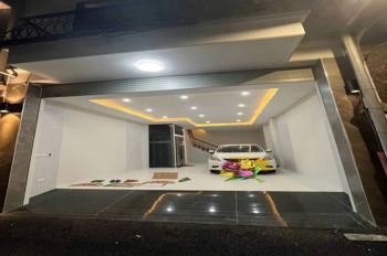 Vương Thừa Vũ Thanh Xuân - Gara Oto Kinh Doanh 5 Tầng Thang Máy - Giá Tốt