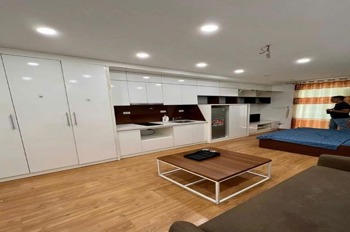 Siêu phẩm Trần Duy Hưng: Tòa nhà 8 tầng, 148m2, Doanh thu 150tr/th, Vị trí VIP