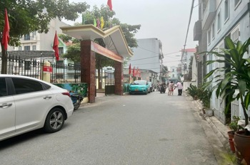 Bán Đất Cống Thôn, Gia Lâm: Ngõ Ô Tô, Kinh Doanh Tốt - Giá Tốt