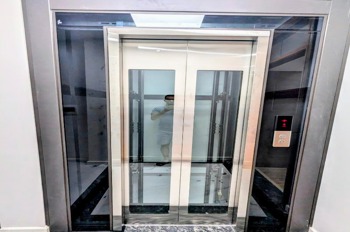 Bán Gấp Nhà Mặt Phố Ba Đình: 5 Tầng, Thang Máy, Giá 26.2 Tỷ