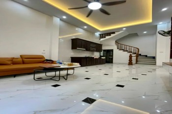 🏡 Siêu phẩm Nhà Phố Hoàng Mai 3PN, 5 Tầng - Ngõ Rộng, Xây Chắc
