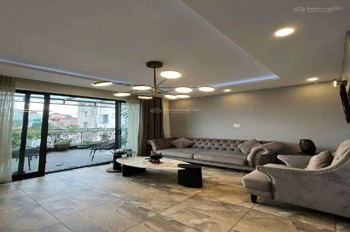 Bán nhà mặt phố Khâm Thiên, Đống Đa - 83m2, 60 tỷ - Vị trí kinh doanh