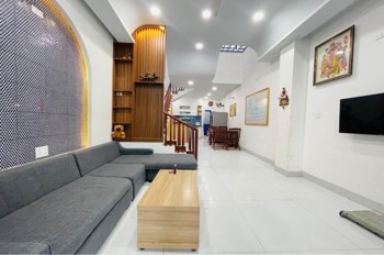 ► Nhà 30m ra MT Thi Sách, Ô tô Đậu vài bước, 60m2, 3 tầng mới xây 2 năm, cực chắc, an toàn, 4.x tỷ