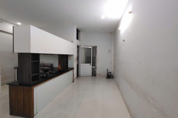 ️ Nhà 2 tầng ️ Mặt tiền 40 Phan Đình Giót