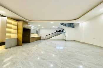 Bán Nhà Vinhome Riverside 40m2 - Giá Tốt