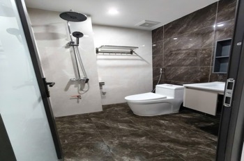 Nhà Mới Đẹp 5 Tầng, 7.5 Tỷ - Gần Đại Học & Ga Tàu Điện