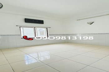 Nhà Riêng Quận 5: SHR, Vị trí Đắc Địa, Giá Tốt - Sang Tên Ngay