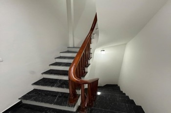 Bán nhà mặt phố Nguyễn Công Trứ - 45m2 - Ô tô tránh - Giá 13.7 tỷ