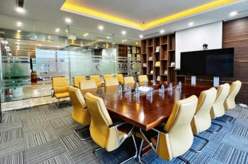 Nhà mặt phố Đại Cồ Việt - 8.2m - 45 tỷ - Cho thuê 1 tỷ/năm