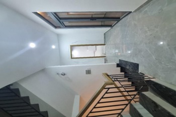 Bán Nhà Góc 5 Tầng, Thang Máy, Lê Đức Thọ - Giá 10.5 Tỷ
