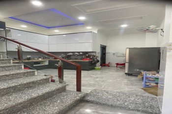 Tận 6PN Bán Nhà 5 Tầng Cực Đẹp Phan Xích Long, 48m2, 7.1 Tỷ