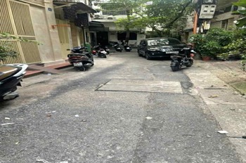 Nhà phố vị trí đắc địa, 90m2, mặt tiền 6.6m, giá 12 tỷ - Liên hệ Sơn Phạm