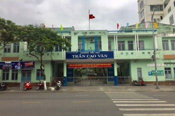 Chủ cần bán căn nhà đường nguyễn huy lượng thanh khê.đường 4m lề 1,5m.dt 60m2 nhà 2 tầng kiên