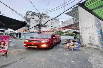 Hẻm Xe Hơi Sát Mặt Tiền - Vị Trí Đắc Địa, Tiện Kinh Doanh