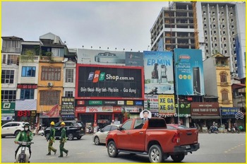 Giá Đầu Tư Mặt Phố Lê Duẩn - Kinh Doanh Sầm Uất - Vỉa Hè Rộng - Ô Tô Đỗ