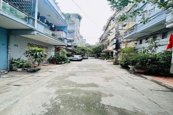 Nhà đẹp Thanh Xuân - 36m2, 5 tầng, giá 7 tỷ - Vị trí đắc địa