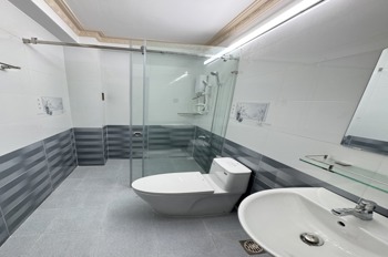 Bán nhà Bình Trị Đông, 63m2, 4 phòng ngủ, giá 6.6 tỷ - Vị trí đẹp, tiện nghi