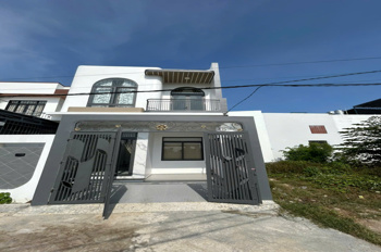 NHÀ MỚI XÂY HOÀN CÔNG ĐƯỜNG 2 Ô TÔ NÉ NHAU TẠI PHƯỜNG TÂY NHA TRANG