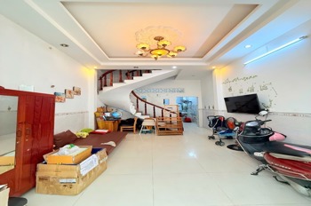 TÂN BÌNH KHU SÂN BAY, 35M2  2 TẦNG ĐÚC THẬT 2PN, SỔ A4 HOÀN CÔNG ĐỦ, TẶNG NỘI THẤT, CHÀO CHỈ 3.X TỶ