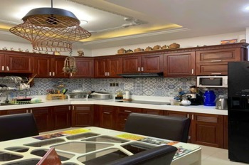 Bán nhà đẹp 5 tầng, xe hơi, vị trí đắc địa Võ Văn Tần, Quận 3 - 8.1 tỷ