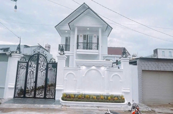 SỐC - GIẢM 500 TRIỆU – BÁN GẤP BIỆT THỰ ĐƯỜNG 10M SONG HÀNH, HÓC MÔN