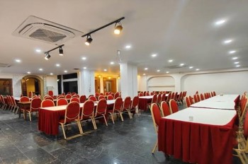 SIÊU PHẨM MẶT PHỐ TỐ HỮU (THANG MÁY) ĐẲNG CẤP VIP DÒNG TIỀN KHỦNG