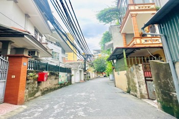 Nhà đẹp Tây Hồ - 10.2 tỷ - Full nội thất - Ngõ rộng - Ô tô vào tận nhà