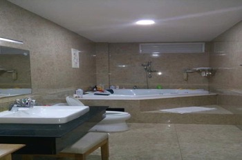 Villa Đẳng Cấp 5 Tầng - Đặng Thùy Trâm, Bình Thạnh - 7PN, 120m2 - Giá 21.2 Tỷ
