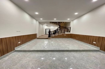 Bán Nhà Phố Nguyễn Sơn - 45m² - Giá 11 Tỷ - Vị Trí Đẹp