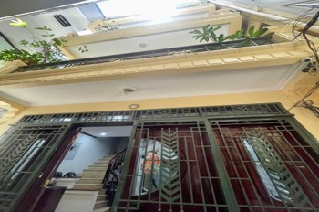 Bán nhà Khâm Thiên - 48m2, 5 Tầng, Lô Góc, Giá 9.5 Tỷ