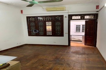 Cho Thuê Mặt Bằng Kinh Doanh, Văn Phòng Diện Rộng, Ô Tô Đỗ Cửa