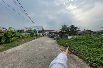 CẦN BÁN 55.6M ĐẤT ĐƯỜNG THÔNG OTO TRÁNH NGAY TRƯỜNG TẠI LA THẠCH - PHƯƠNG ĐÌNH - ĐAN PHƯỢNG
