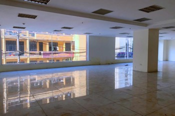 Cho Thuê Mặt Bằng Phạm Văn Đồng Giá Rẻ - 610m² - Tầng 3