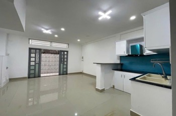 🏠 Giảm 300 Triệu! Nhà Vuông 2 Tầng 31m2 Quận Phú Nhuận - Giá 4.8 Tỷ