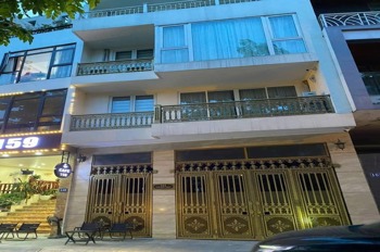 Bán Tòa Apartment Cao Cấp Nguyễn Công Hoan - 120m2, Cho Thuê 130tr/Tháng