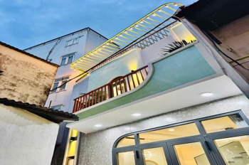 Nhà Mới 2 Tầng Full Nội Thất, 27m2, Thích Quản Đức, Phú Nhuận - Giá 4.98 Tỷ