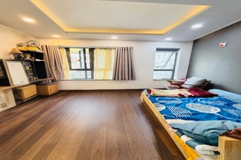 Bán Nhà 4 Tầng Quận 3 - Vị Trí Vàng, Gần Vòng Xoay Lý Thái Tổ