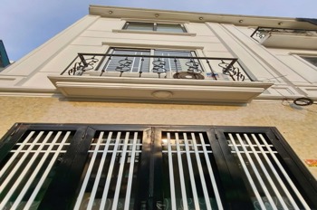 Bán Gấp Nhà Kim Hoàng 4.5 Tầng, Full Nội Thất, Giá Tốt