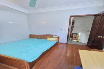 Bán nhà Nguyễn Chí Thanh - 50m2, Ô Tô Tránh, Giá 21.8 Tỷ