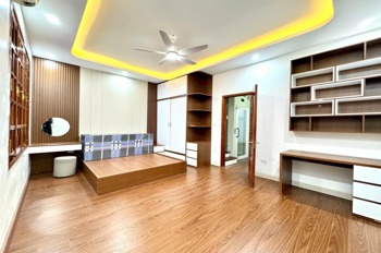 Siêu phẩm Ngoại Giao Đoàn 6 Tầng - Thang Máy, Ô Tô, 69m2 - Giá 22.8 Tỷ