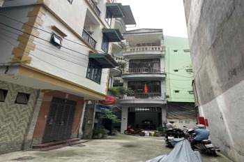 Nhà Phố Tô Hoàng - 4 Tầng, Lô Góc, 30m2, Giá 4 Tỷ