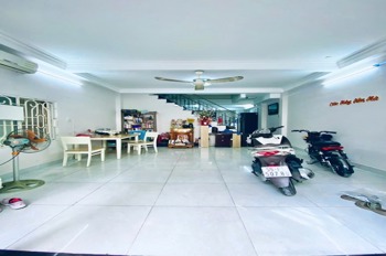 Nhà Quận 10 - Gần ĐH Bách Khoa HCM - 40m2, 2 Tầng, Hẻm Xe Hơi - Giá 8.55 Tỷ