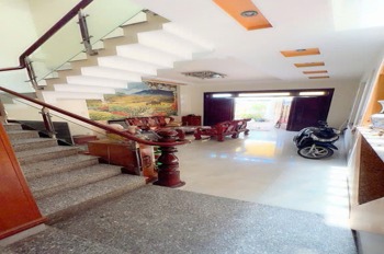 Nhà Rộng Rãi, Yên Tĩnh 110m2 - 14 Tỷ - Vị Trí Đắc Địa