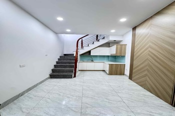 Bán nhà ngõ 75 Giải Phóng: 5 Tầng, Gần Đại Học Xây Dựng, Giá 2.58 Tỷ