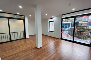 Nhà Tây Hồ trích Sài 91m, 4 tầng, Nhà xây chắc chắn full đồ!